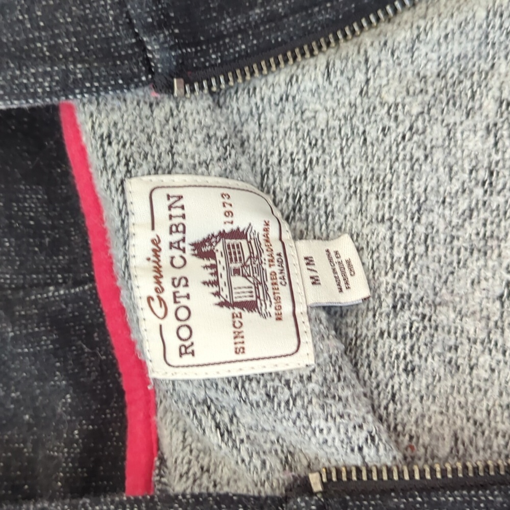 Women's Roots Cabin Size M Hoodie - Picture 6 of 7